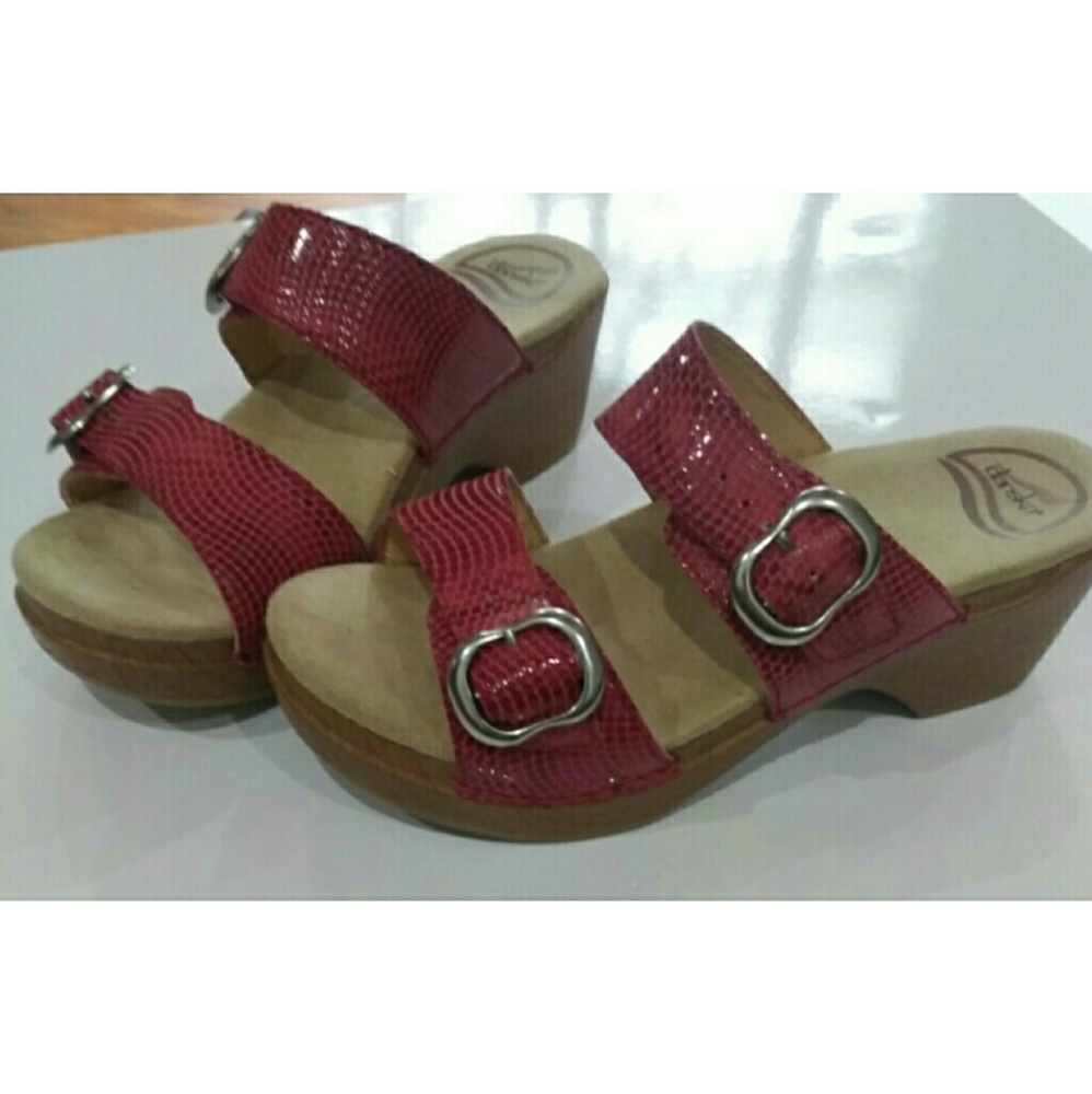Dansko Sophie Red Python Snake Leather Sandal Sz 6
